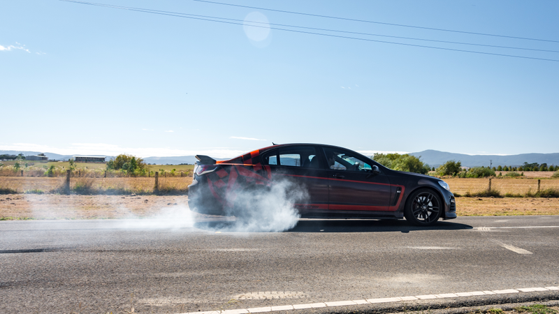 Illustration for article titled This Ludicrous 750 HP Walkinshaw Holden HSV Commodore Was Australia In Car Form